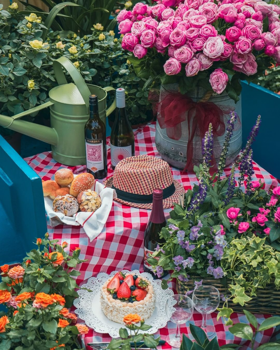 Rose Romance Gardens by the Bay