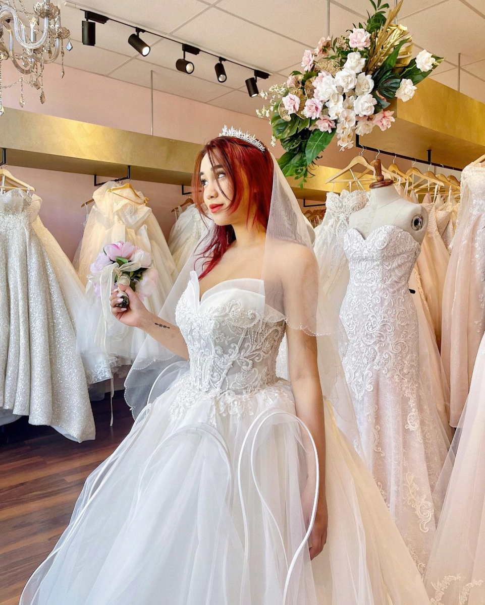 Cheryl Chin, Titus Low's wife