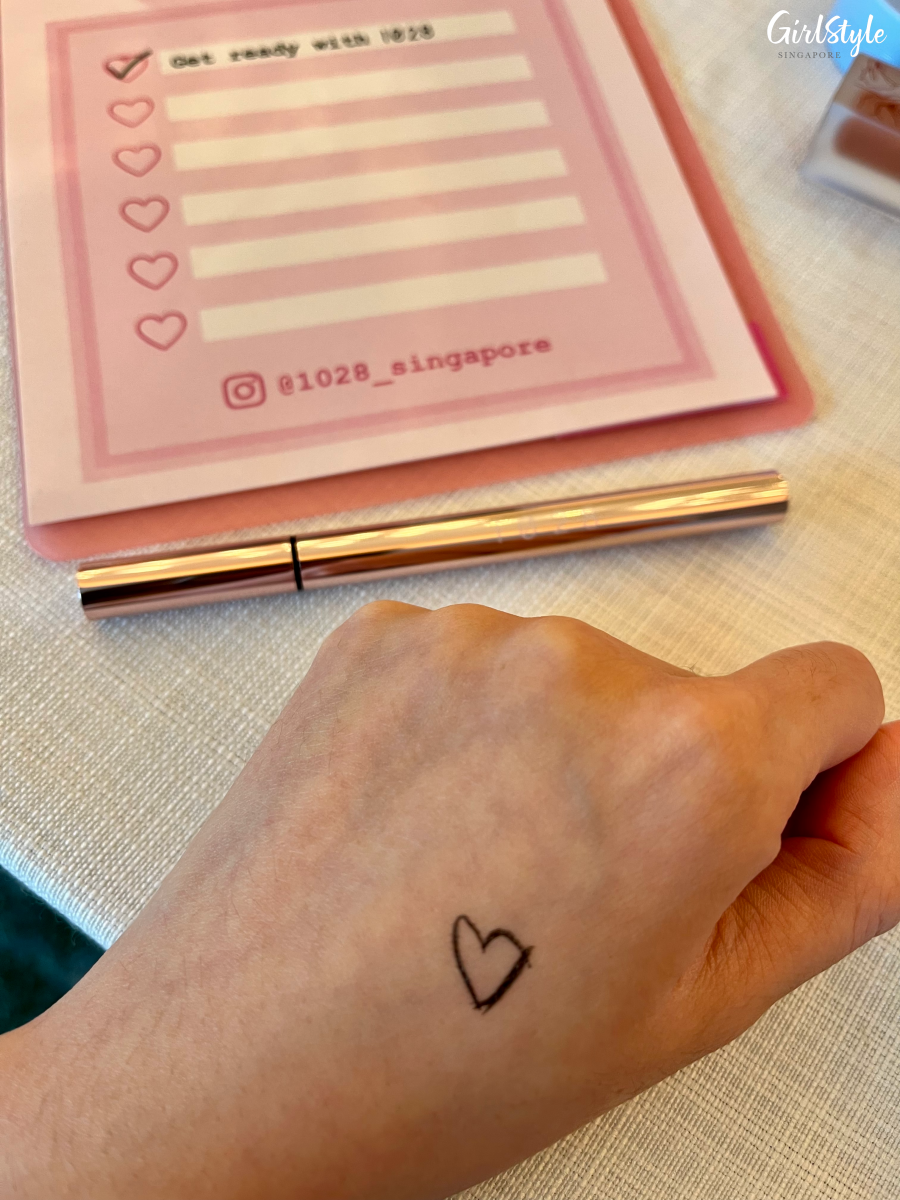 1028 Ultra Precision Long Lasting Eyeliner