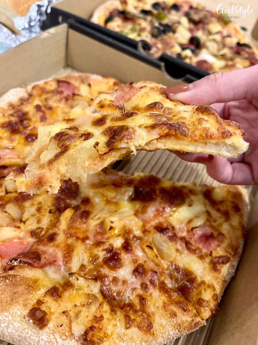 Pizza Hut San Francisco-Style Sourdough Pizza - Hawaiian flavour