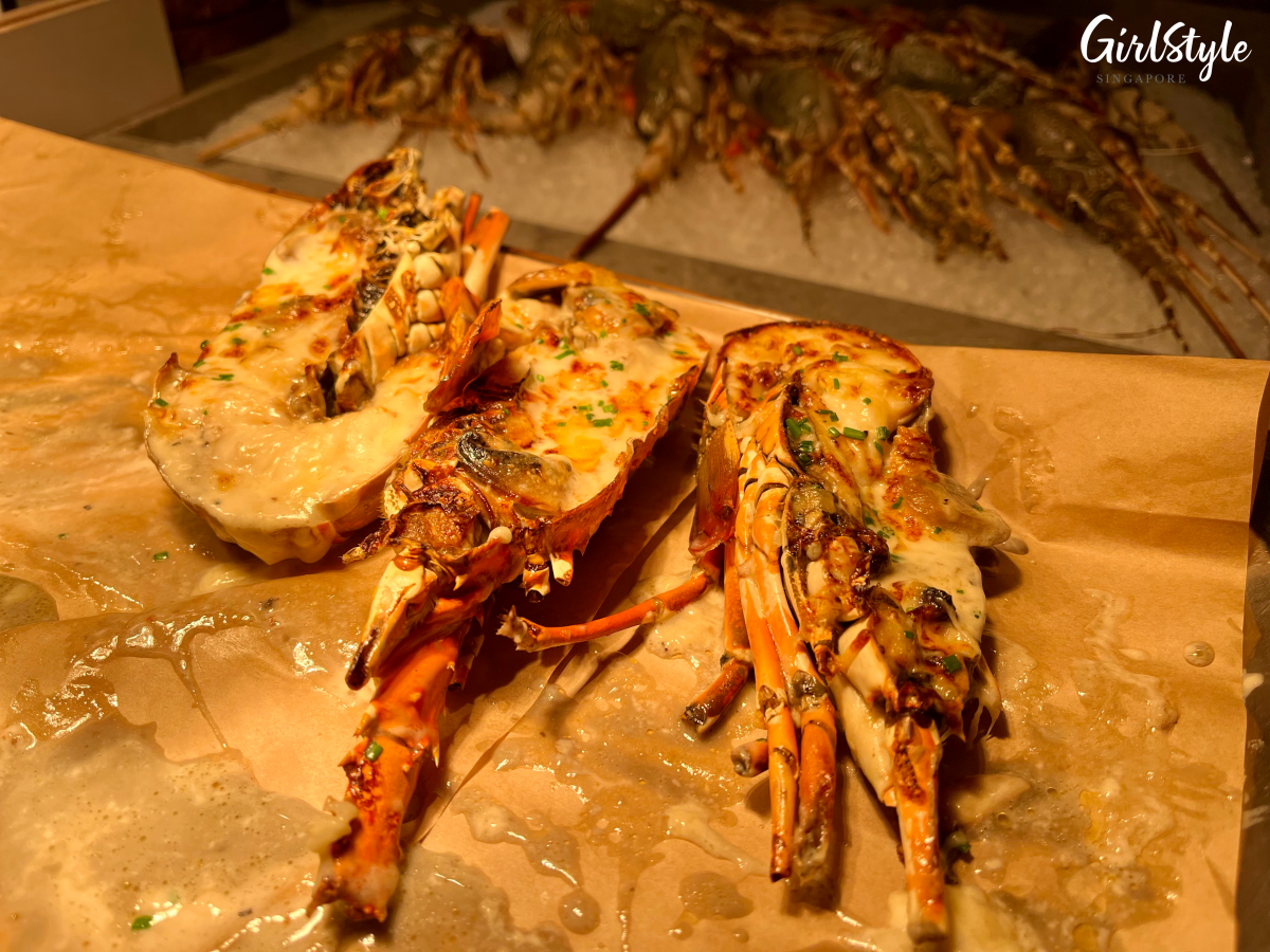 Maine Lobster Thermidor - Estate Grand Sunday Champagne Brunch Buffet at Hilton Singapore Orchard