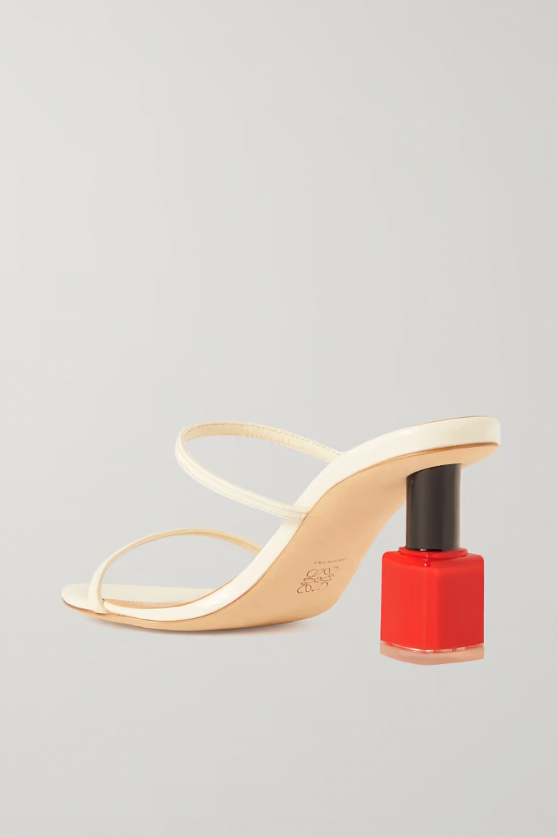 Nail polish bottles for heels