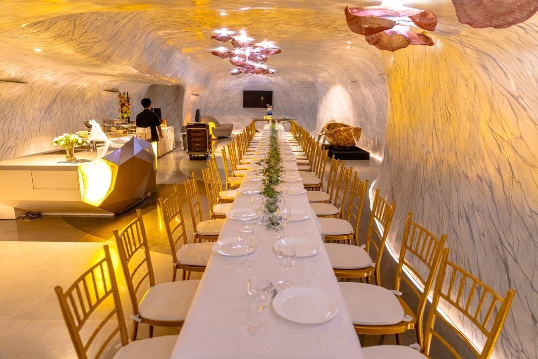 Wedding dinner table at MM Galleri - cave-like wedding and event venue in Singapore