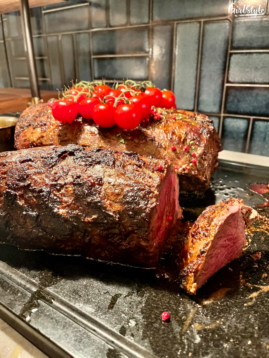 Whole Wagyu Prime Rib - Estate Grand Sunday Champagne Brunch Buffet at Hilton Singapore Orchard