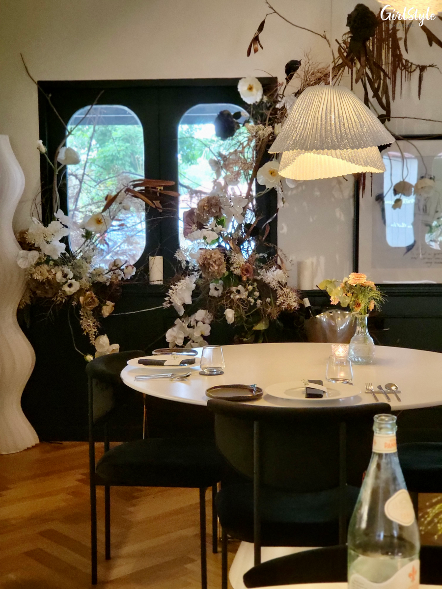 Ce Soir main dining room