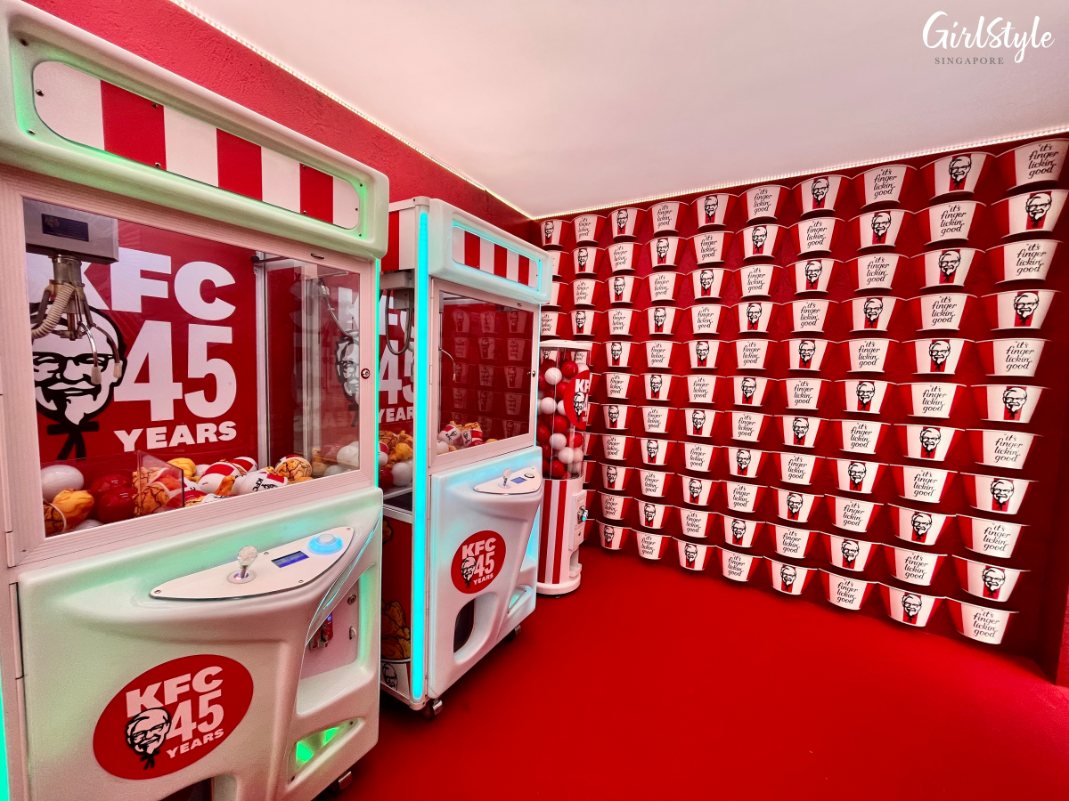 Claw machine and photo wall - KFC-themed #MEANDMYKFC installation at VivoCity