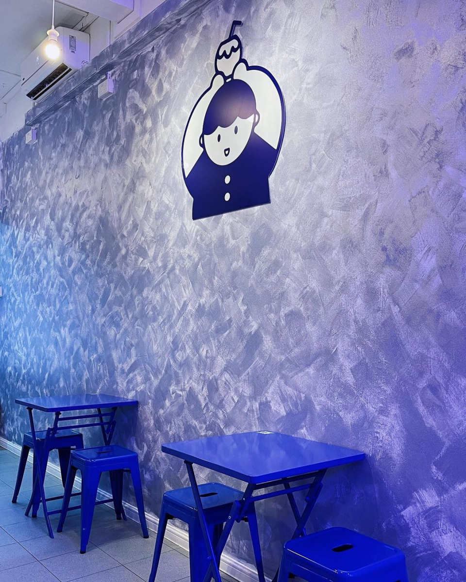 Coconuto cafe Singapore indoor seats