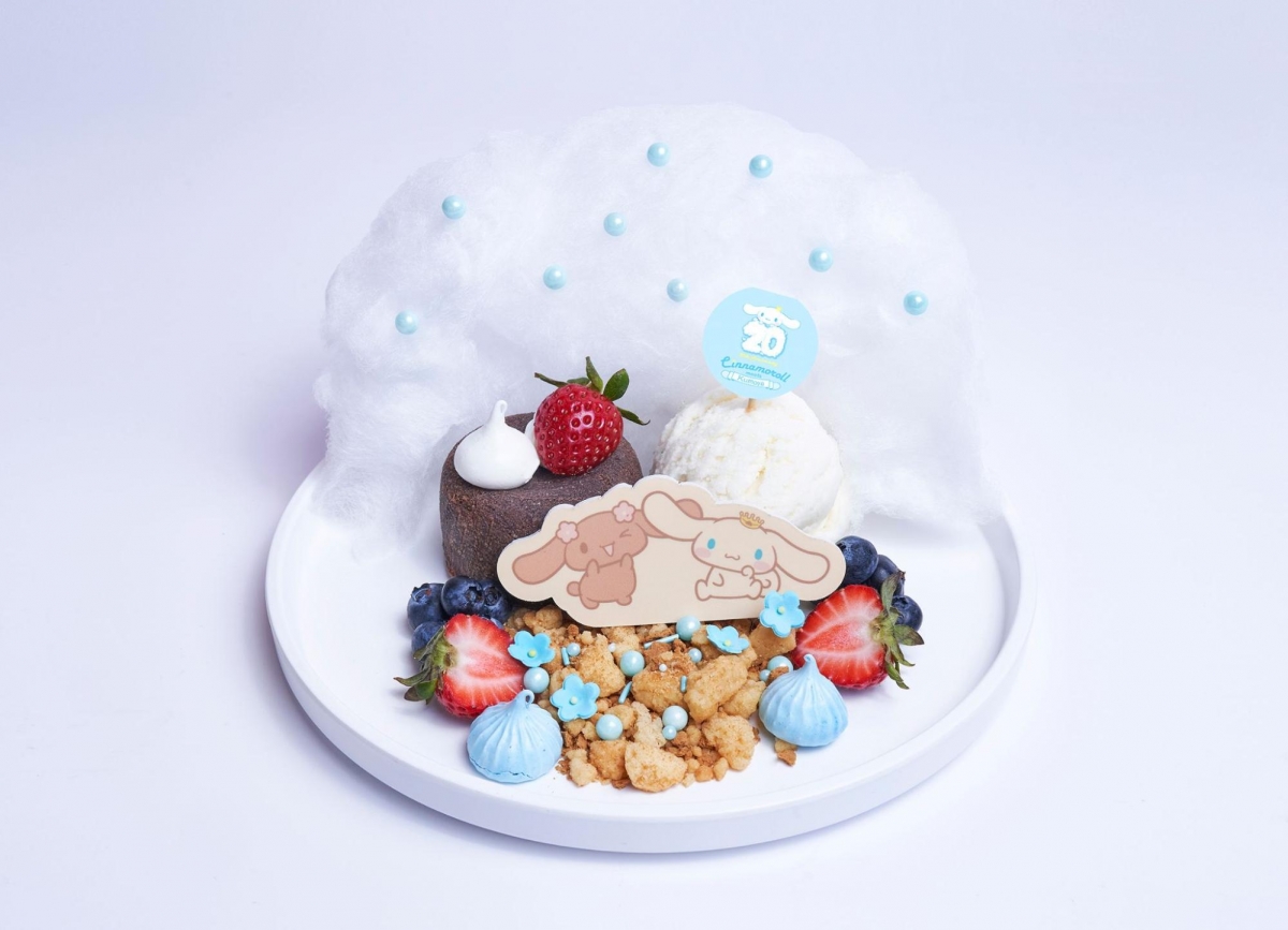 Cinnamoroll Ultimate Chocolate Molten Lava Cake at Singapore's Cinnamoroll Cafe