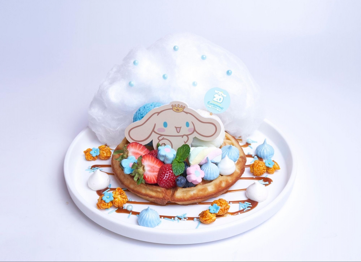 On-Cloud-9 Cinnamoroll Caramel Waffle at Singapore's Cinnamoroll Cafe