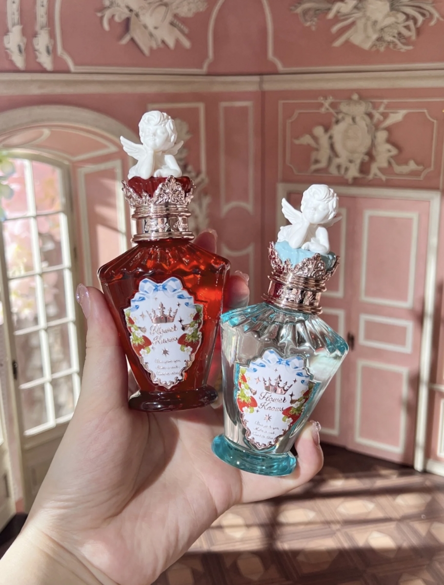 Flower Knows Strawberry Rococo Perfume