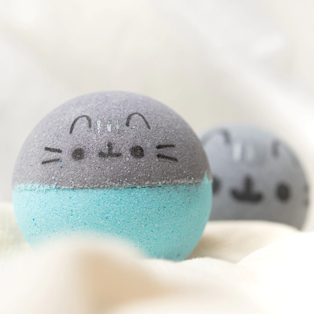 Pusheen bath bombs from Bath Bomb Flings in Singapore