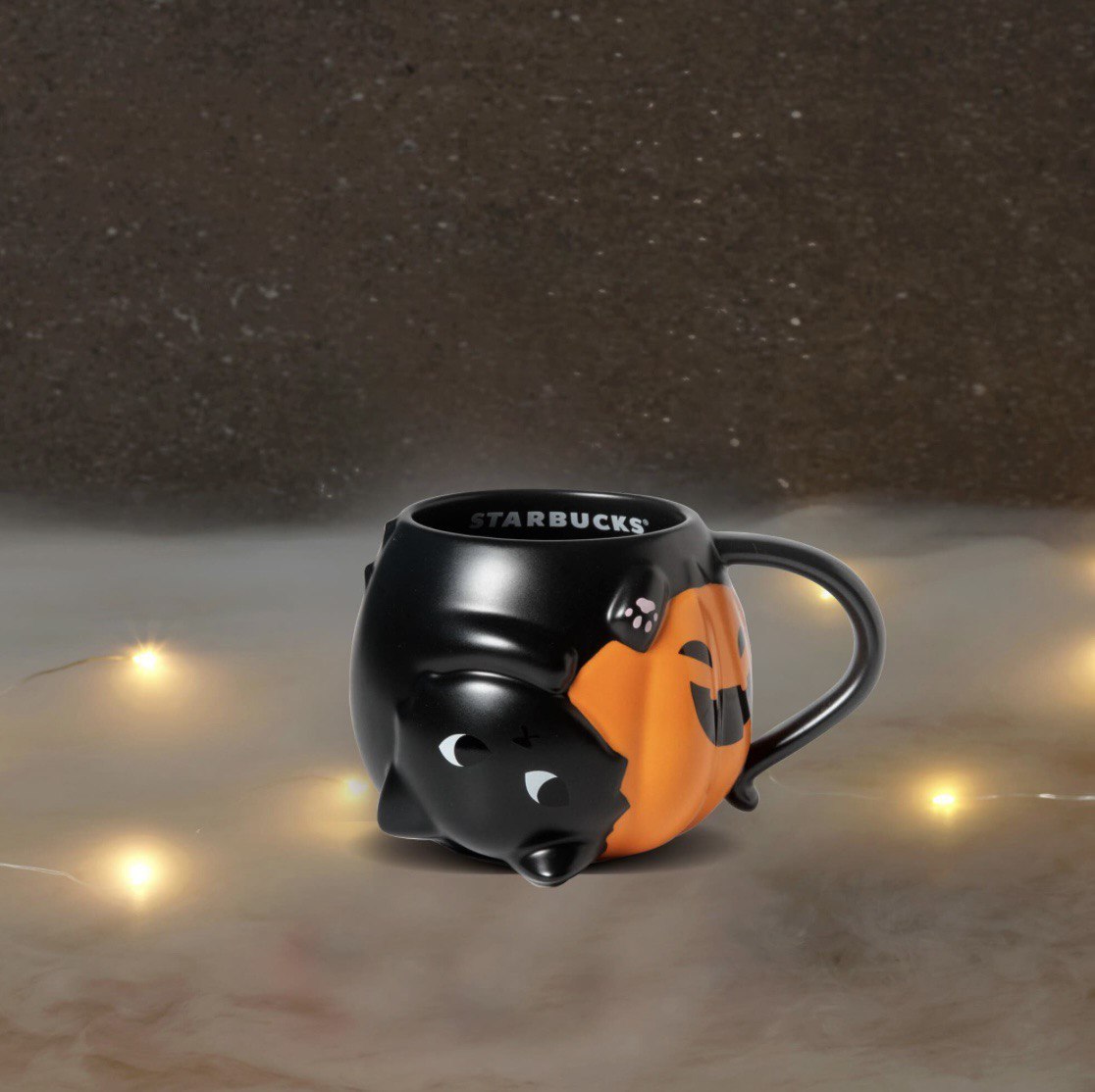 Starbucks Halloween Collection - Black Cat Holding Pumpkin Mug