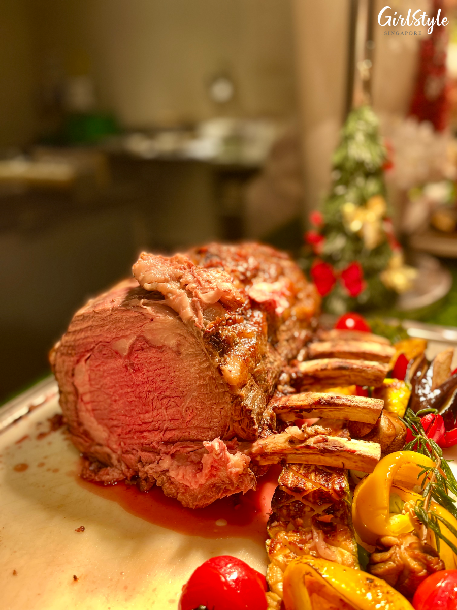 Black Pepper-coated Roast Prime Rib of Australian Beef - Goodwood Park Hotel Christmas Buffet