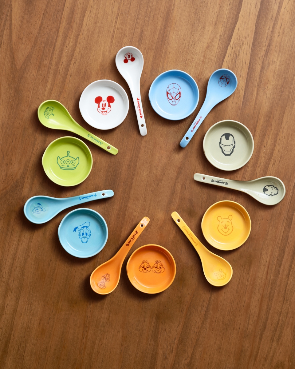 7-Eleven Disney sauce plates & spoons