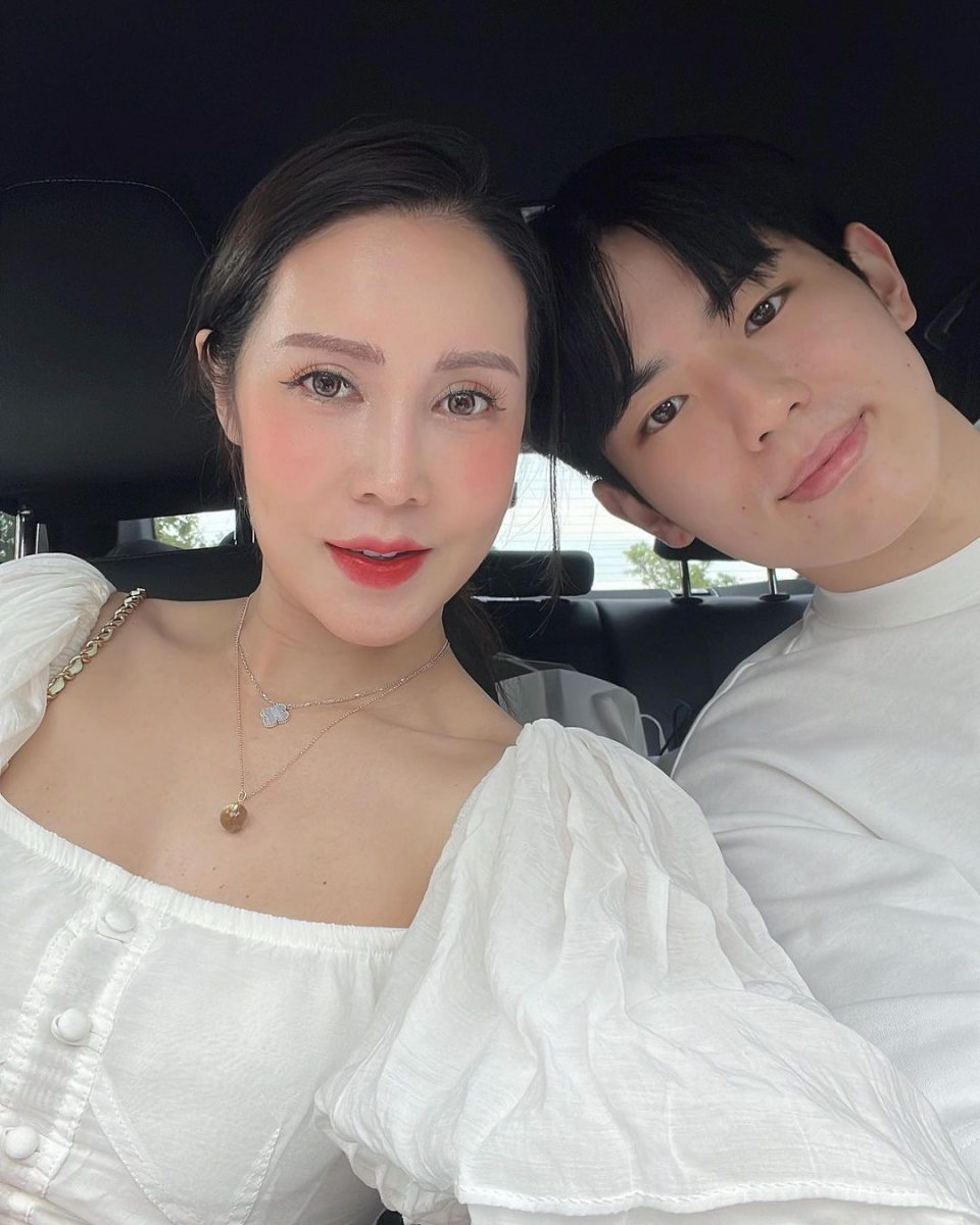 Yan Kay Kay & Brandon Loh's love story