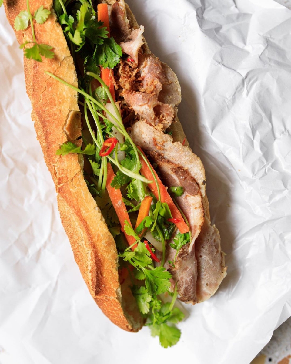 Nonette Banh Mi & Donuts - Dac Biet