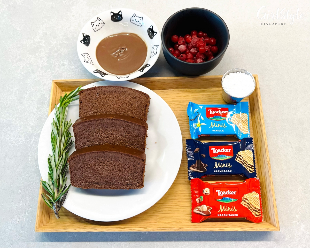 Made with Loacker Minis Mix. 