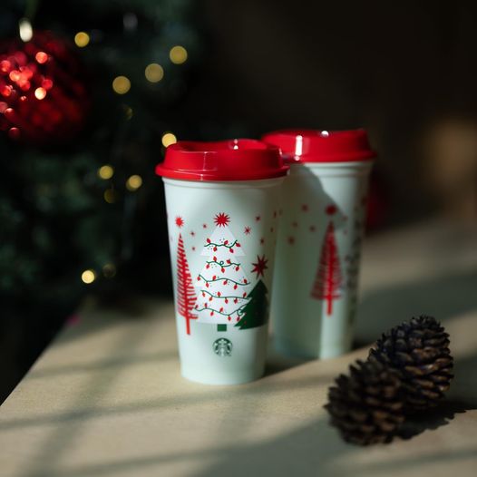 Free special edition Starbucks Christmas reusable cup