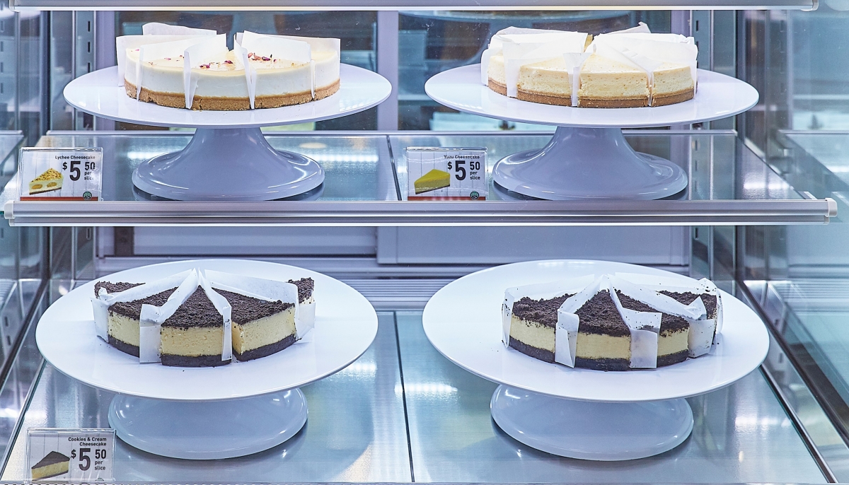 7-Eleven Jewel Changi 7Café Cheesecakes