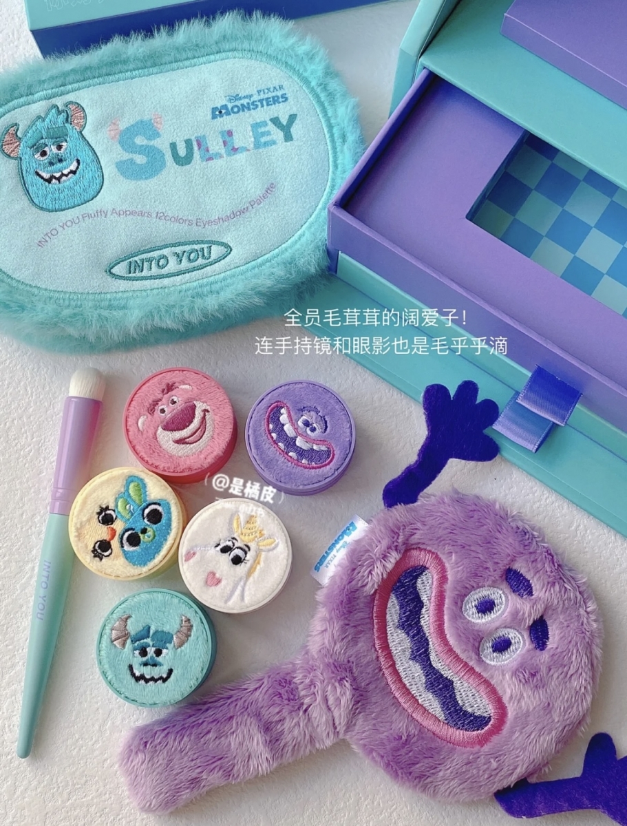 INTO YOU x Pixar makeup and mirror