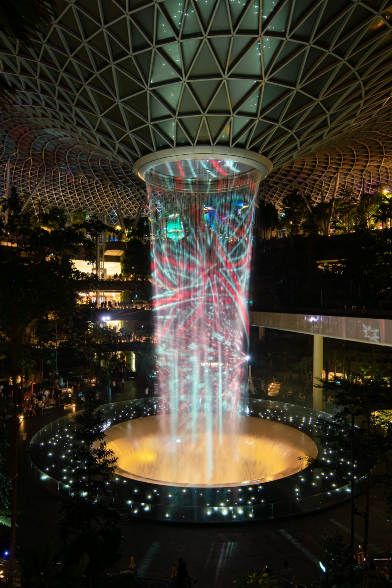 Changi Festive Village - HSBC Rain Vortex Light & Sound Show