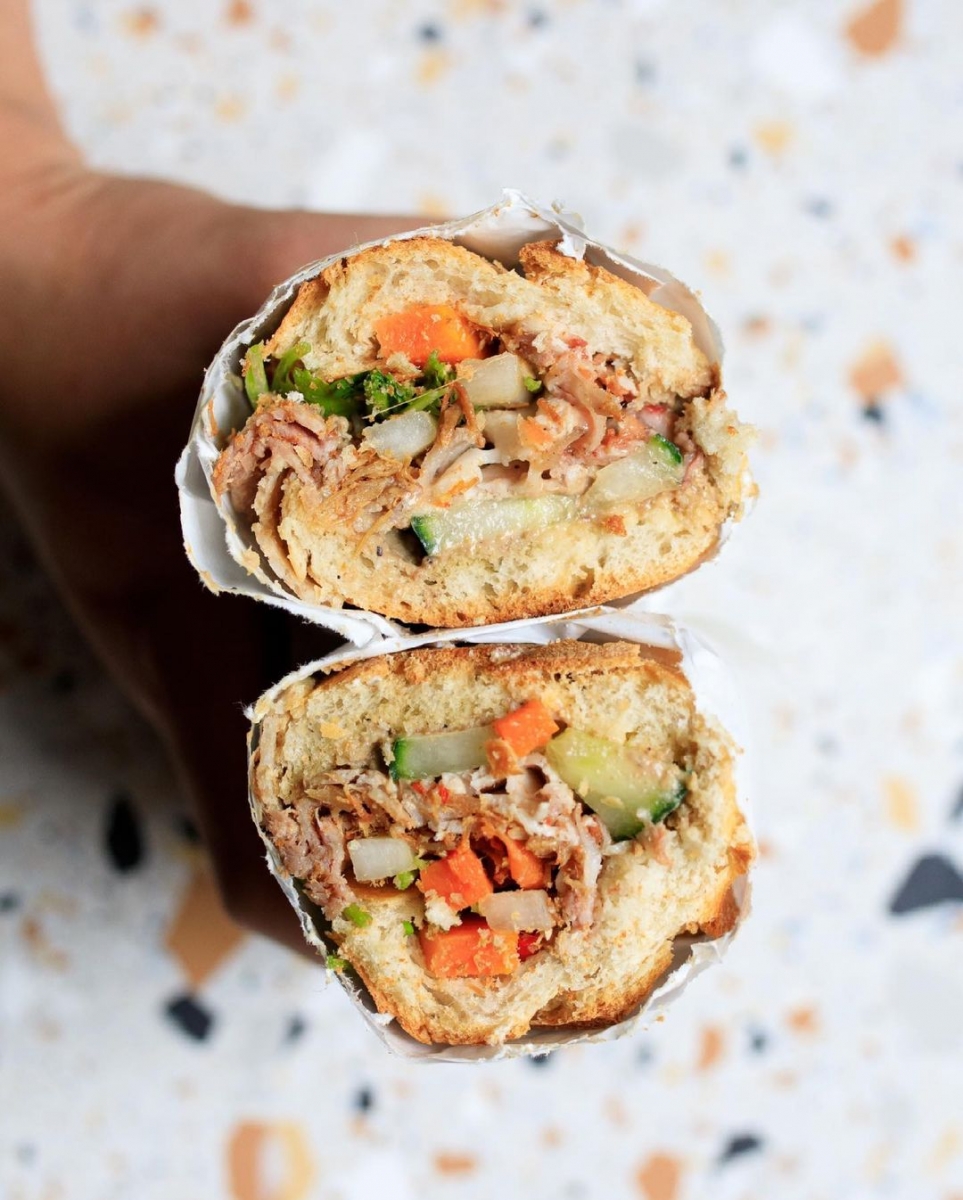 Nonette Banh Mi & Donuts - Dac Biet