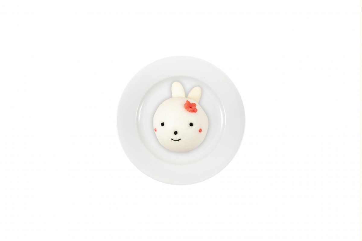 Rabbit bun with red bean filling