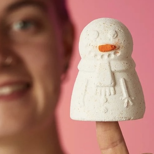 Lush Snowman Finger Puppet Mini Bath Bomb