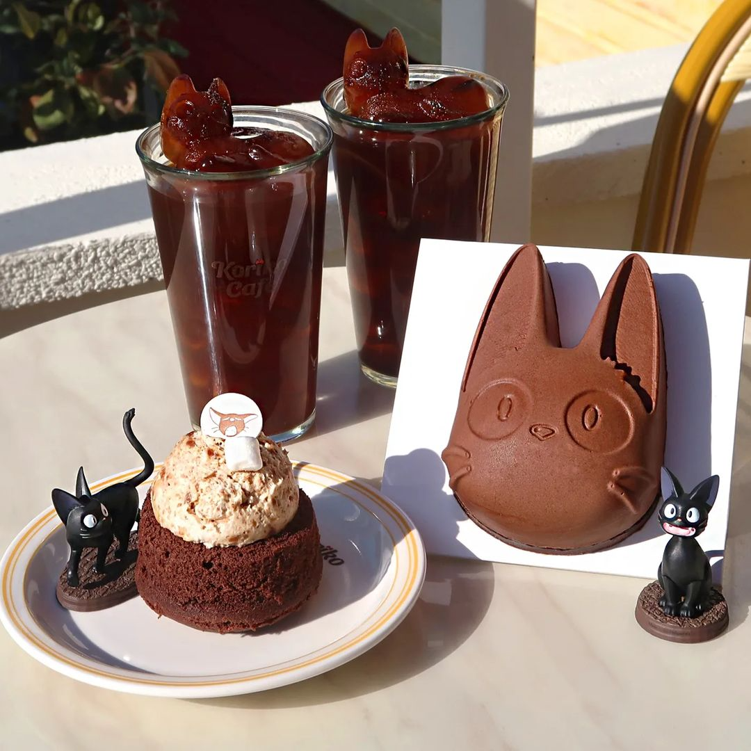 Jiji cat-themed desserts and drinks