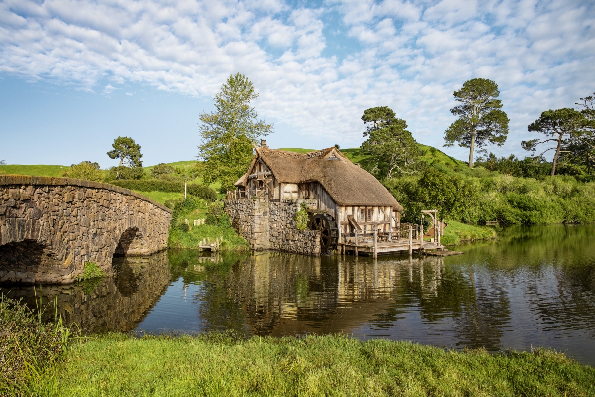The Shire - Original Hobbiton Movie Set in New Zealand