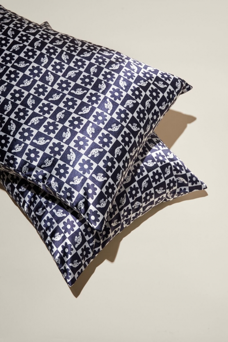 Cotton On x Cinnamoroll - Satin Pillow Slip Duo