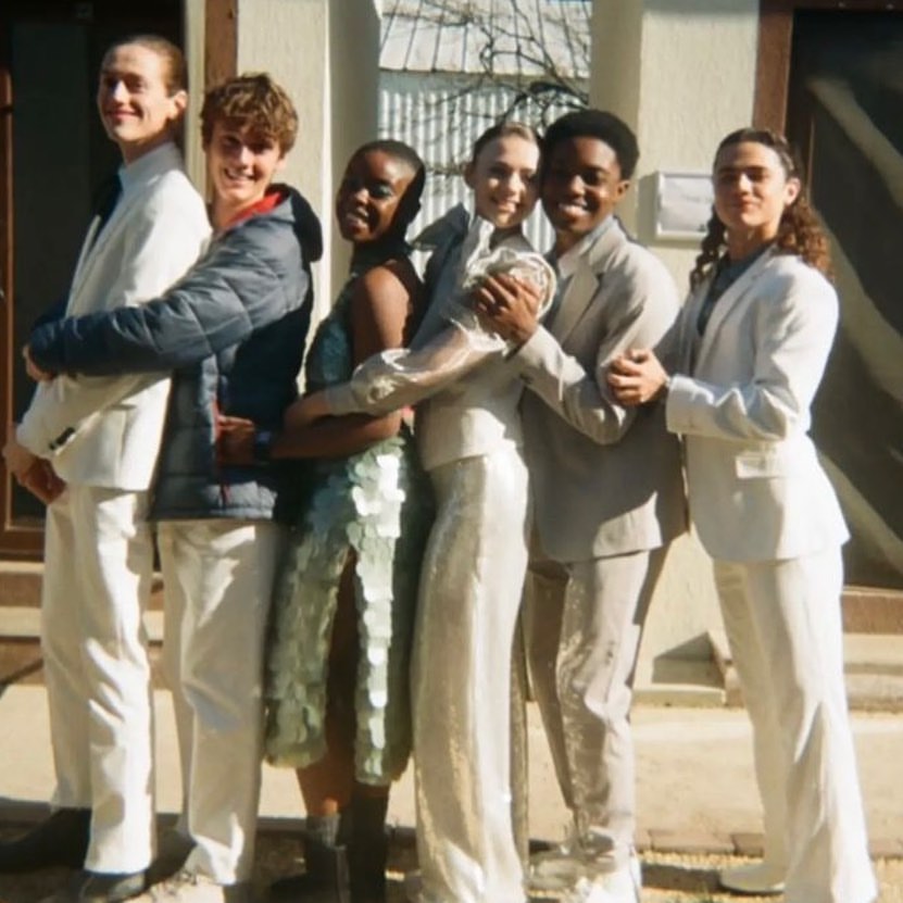 Wednesday Netflix behind the scenes of Rave'n dance