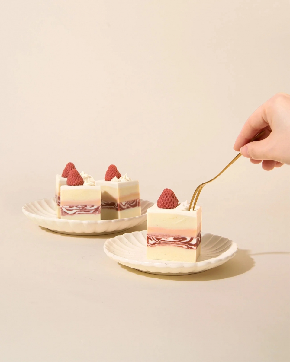 Clean Folks Club - Strawberry Shortcake Body Bar Soap