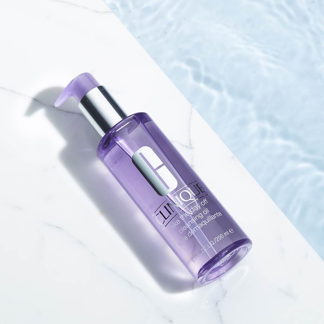 Best Makeup Removers For Sensitive Skin In Singapore - Clinique Take The Day Off Cleansing Oil