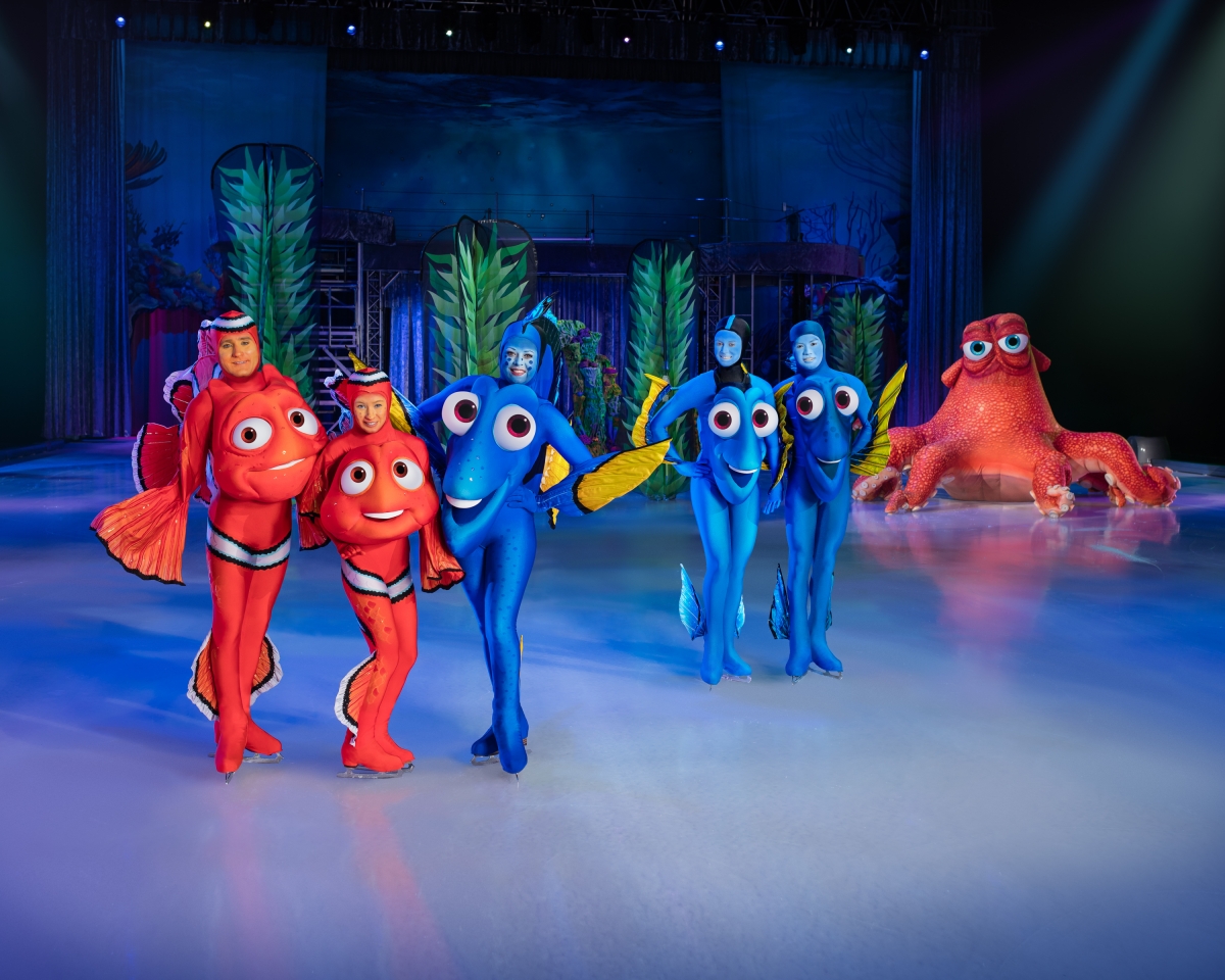 Finding Nemo - Disney On Ice Presents Mickey and Friends