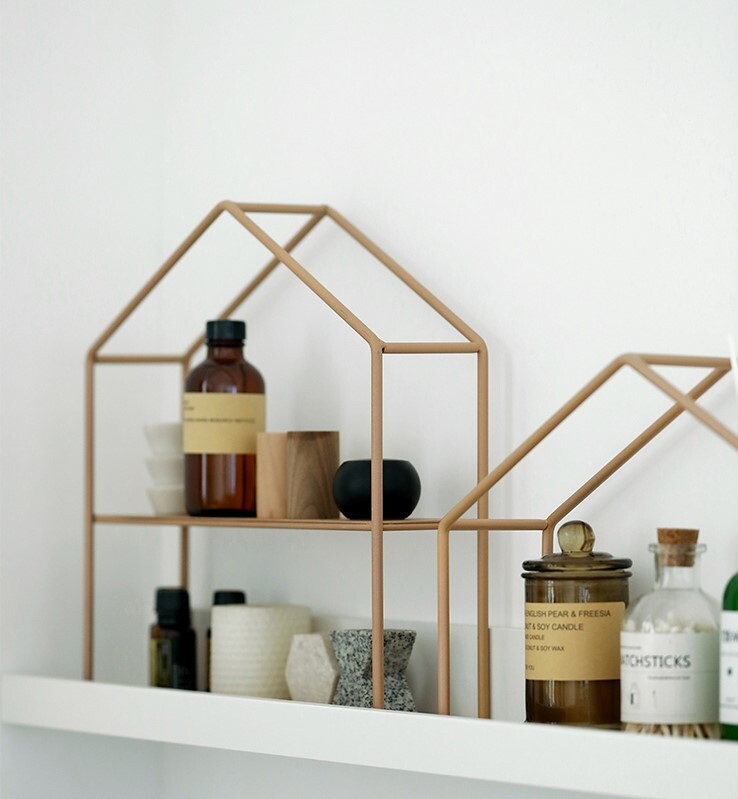 Zackly Display Shelf