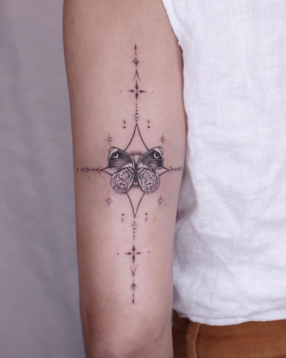 jku_tattoo - Korean tattoo artist in Singapore