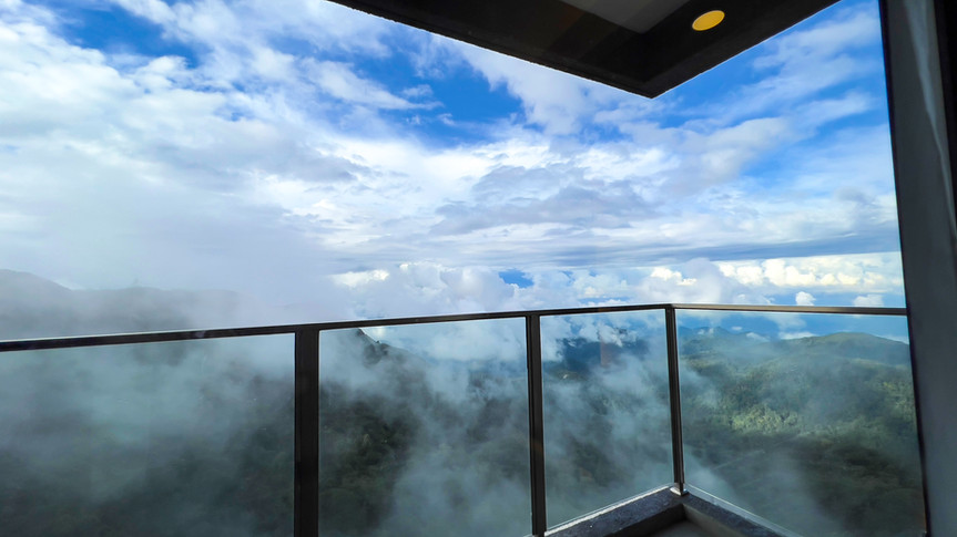 Full mountain view at the One Bedroom Suite