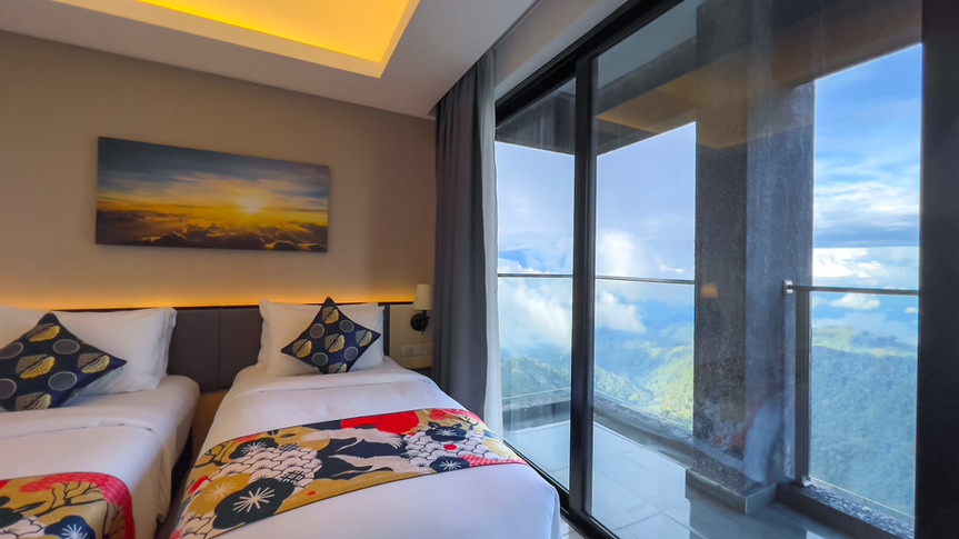 2-Bedroom Suite with Balcony