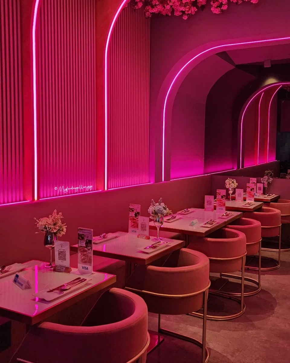 Paris2Tokyo - romantic restaurant in Singapore