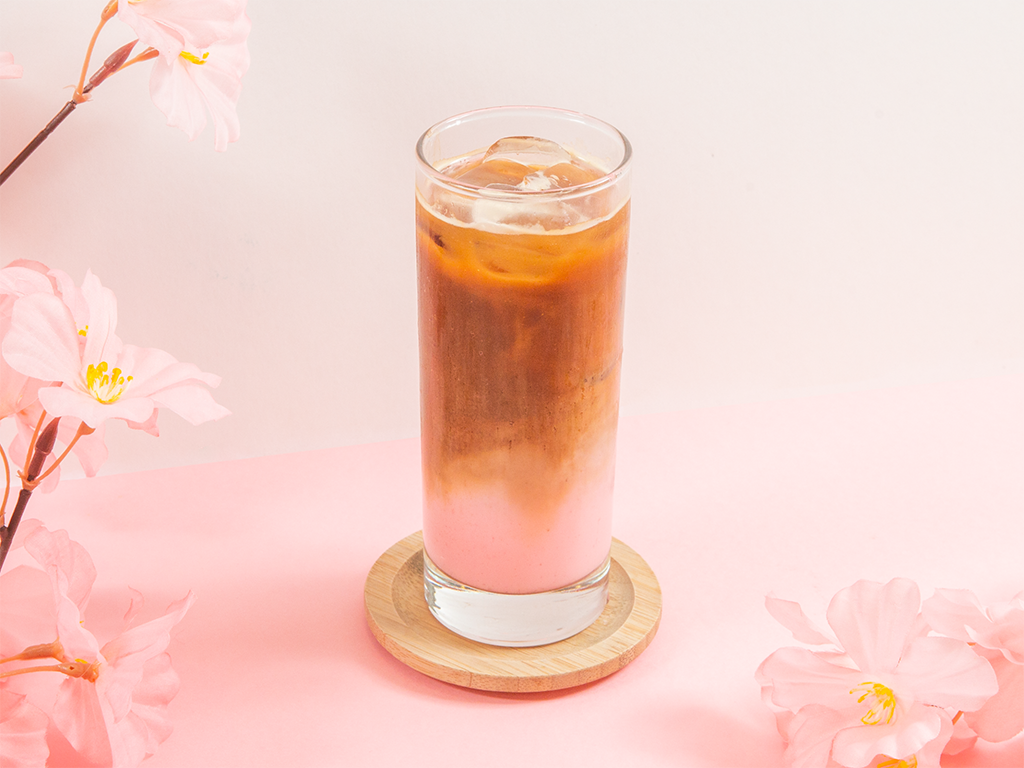 Cold Sakura Latte at FLIPPER'S Singapore