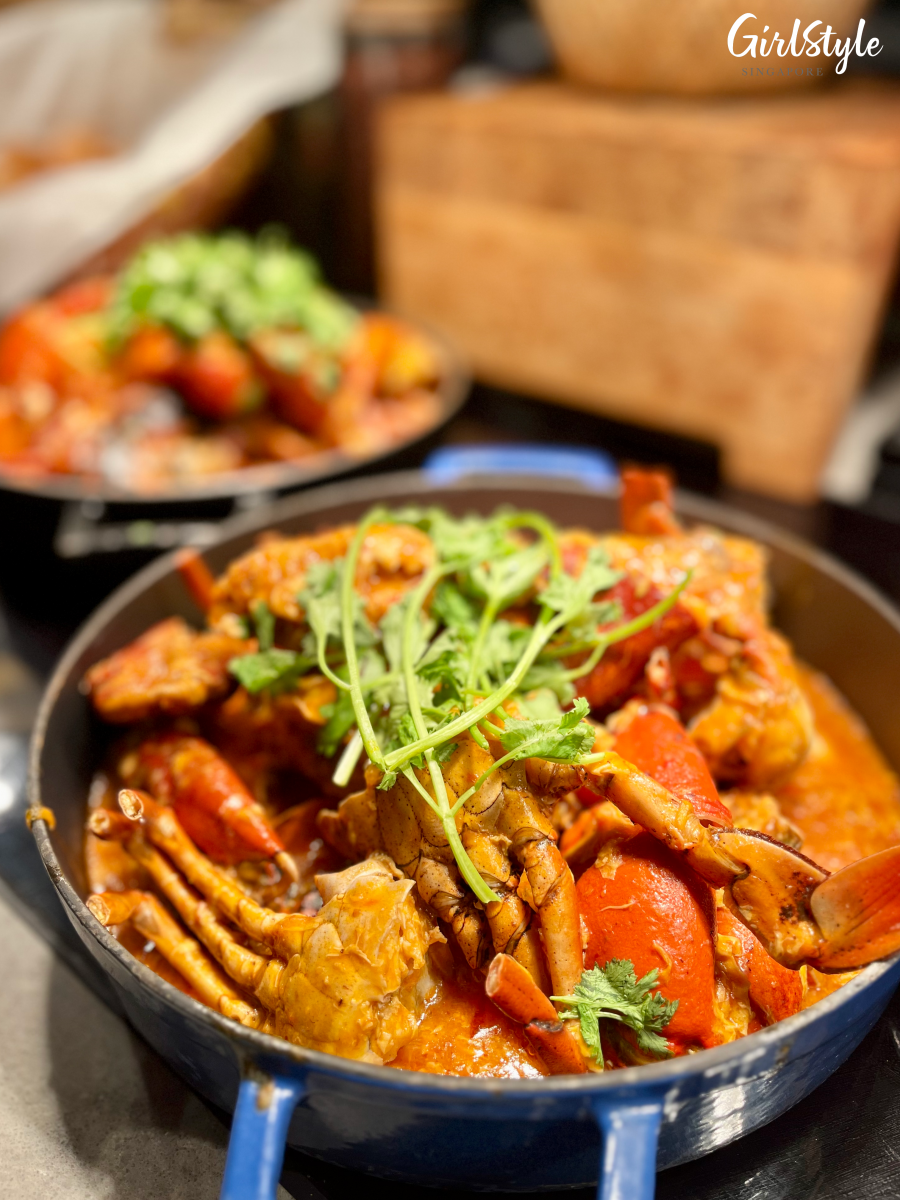 Singapore Chilli Crab at Hilton Singapore Orchard's Seafood buffet