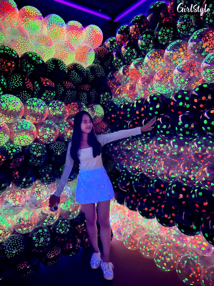 Glow-in-the-dark room