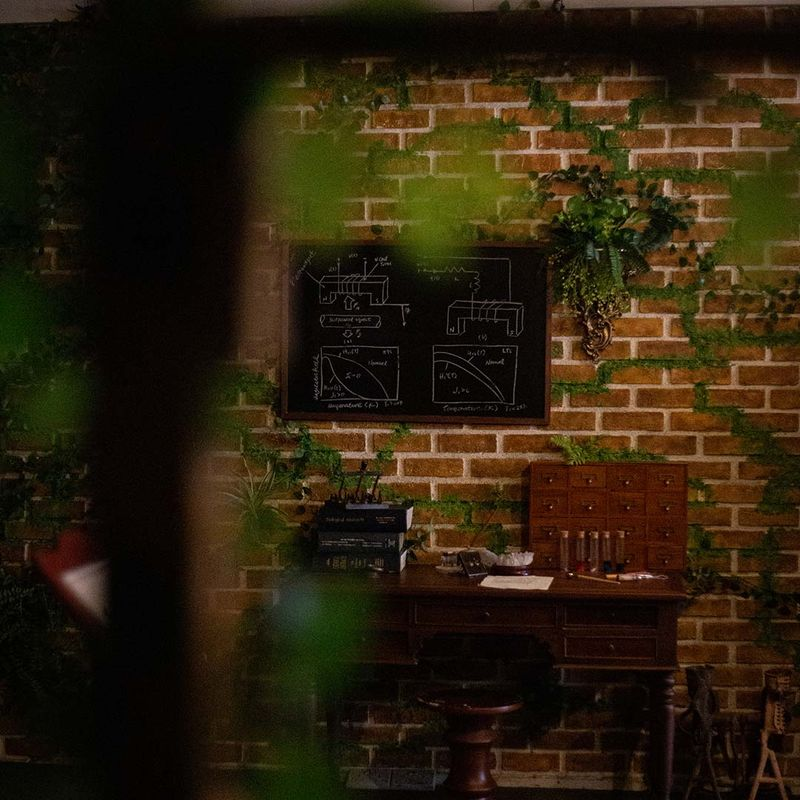 Kulnari Mystery Golf Singapore mini golf escape room