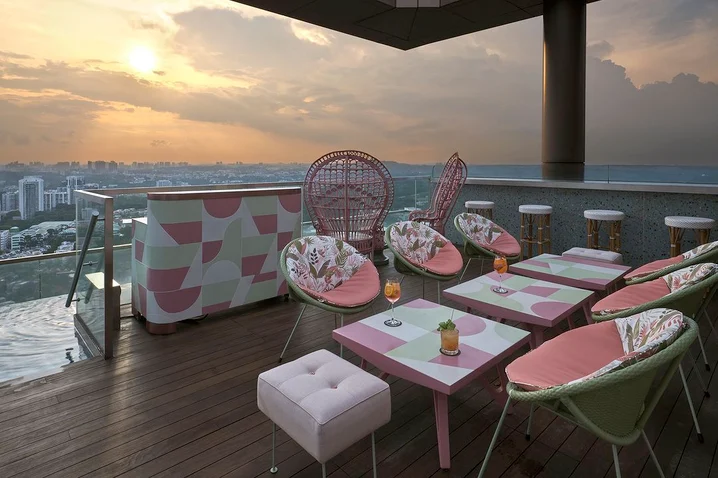 Las Palmas Rooftop Bar Singapore