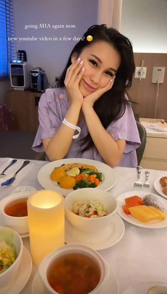 Cheryl Chin aka Titus Low's wife just gave birth