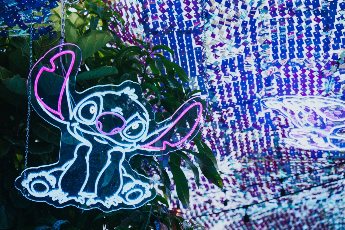 Disney-themed neon lights - Stitch