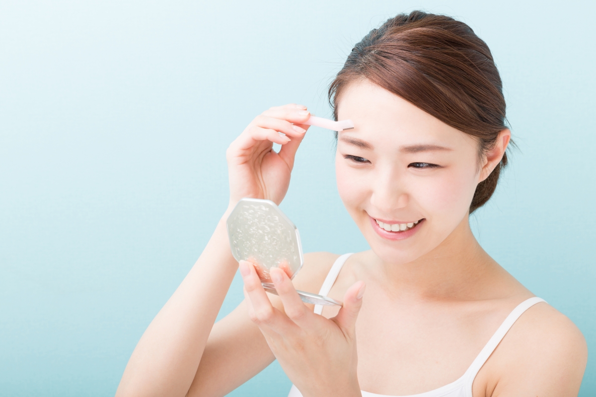 How to DIY ombre eyebrows