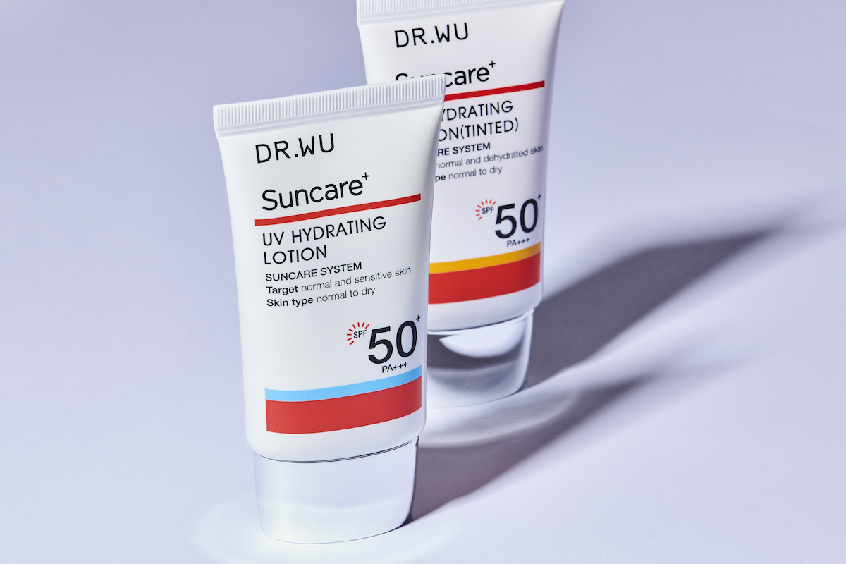 DR.WU’s Suncare range is a must-have to your daytime skincare routine. Choose from different sunscreen types according to your skin type.