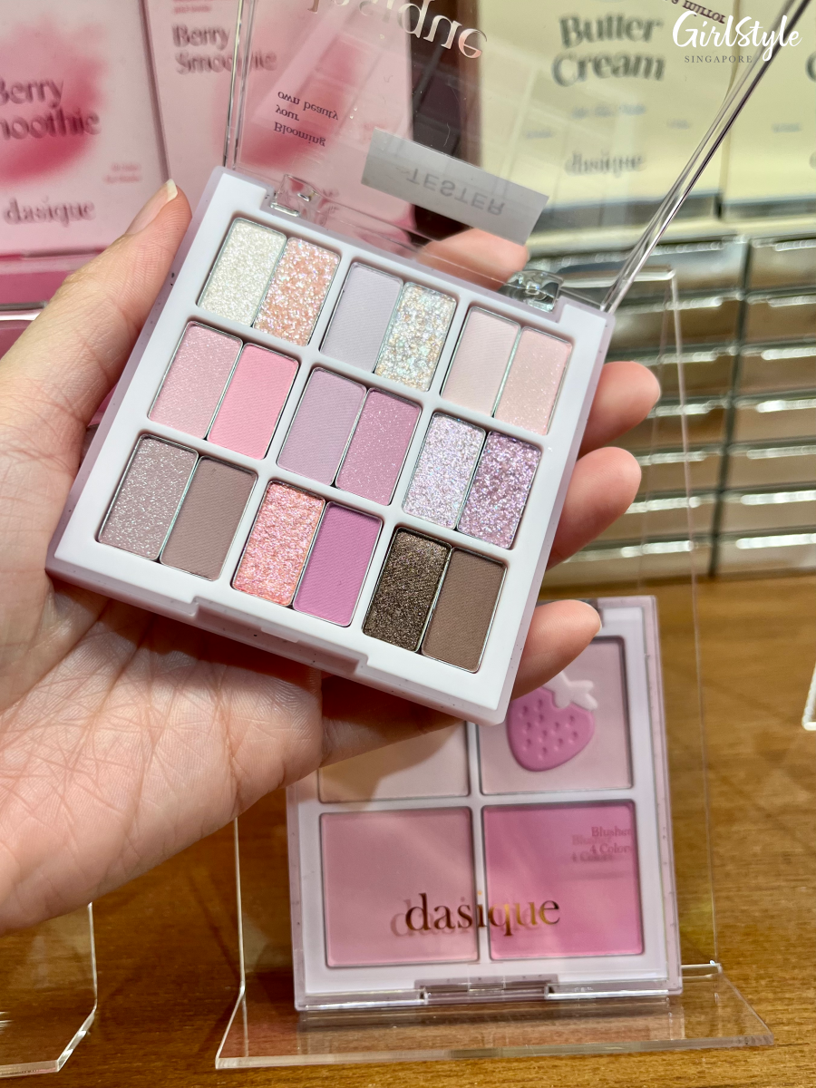 DASIQUE Shadow Palette in Berry Smoothie